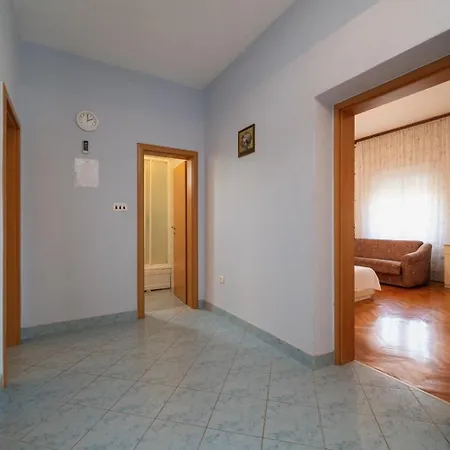 Pazanin Apartment Trogir
