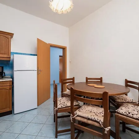 Apartment Pazanin *