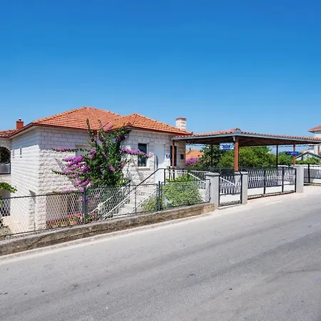 Pazanin * Trogir