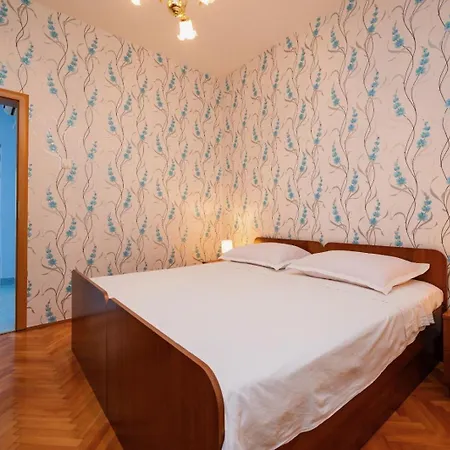 Pazanin Apartment Trogir